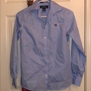 Chase button up uniform shirt in 0petite.